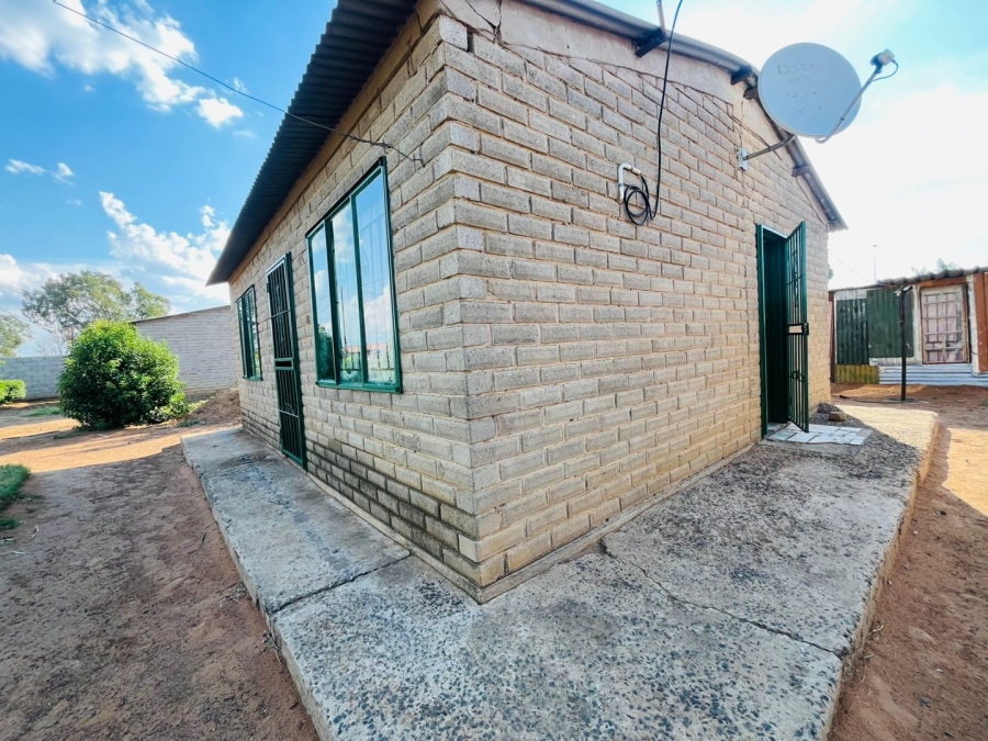 2 Bedroom Property for Sale in Grasslands Free State